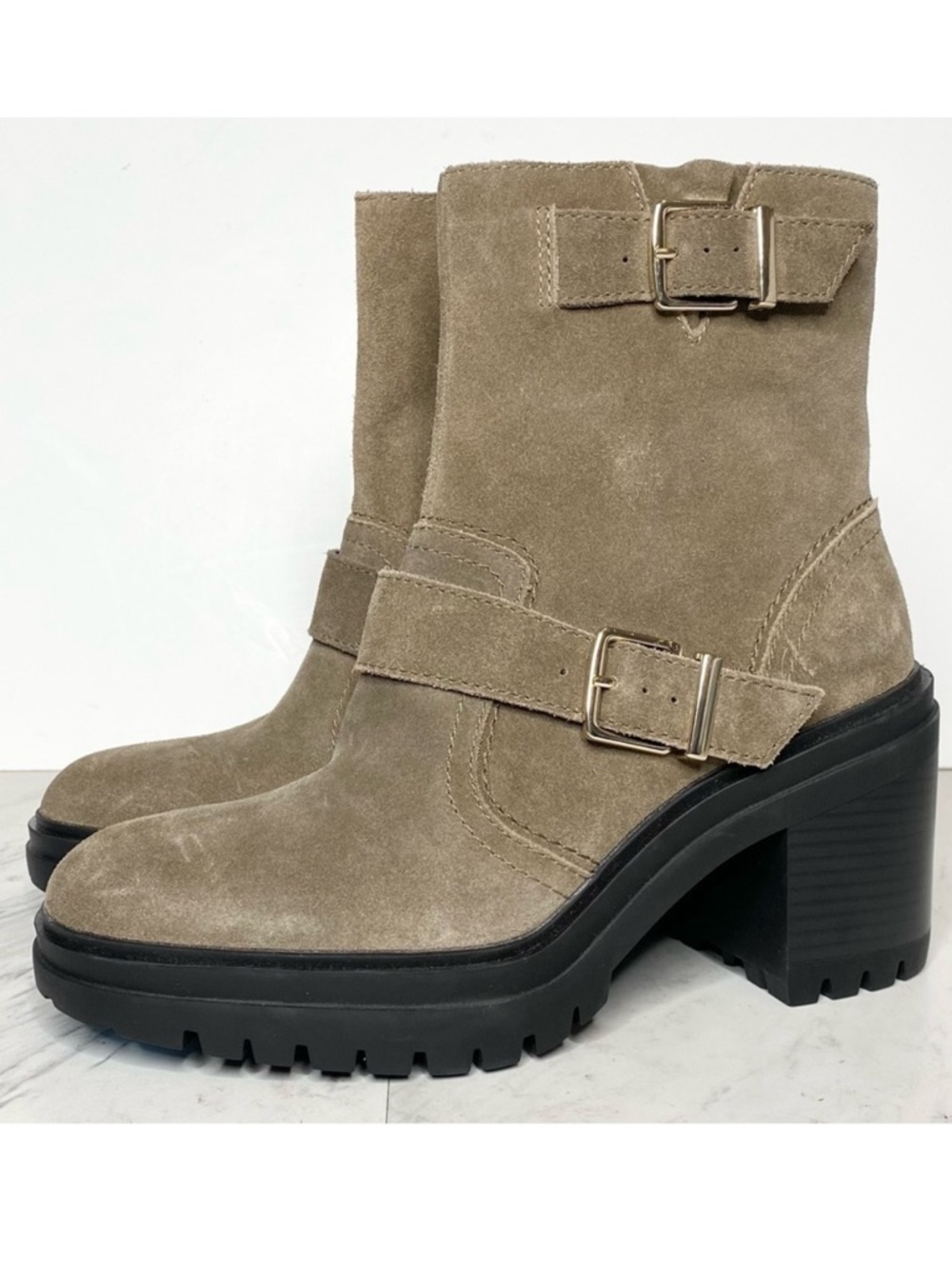 Kenneth Cole Rhode Heel Buckle Suede Bootie 8 1/2